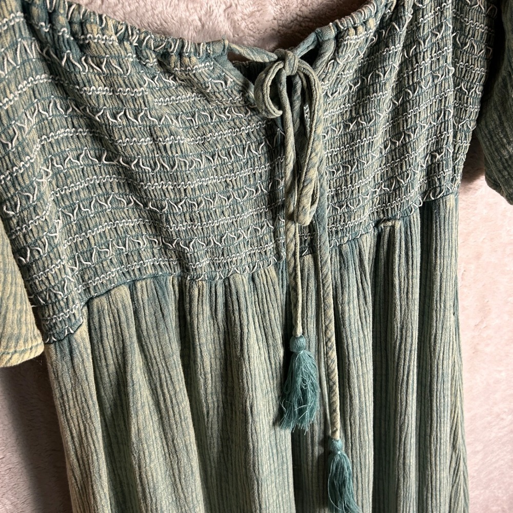 Easel Smocked Tiered Gauze Maxi Dress Green Size M Boho Cottagecore Milkmaid - Picture 7 of 10